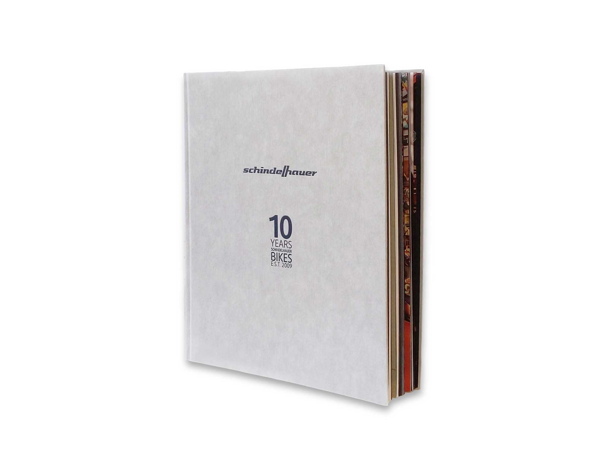 企業(yè)設(shè)計紀(jì)念相冊比較好看